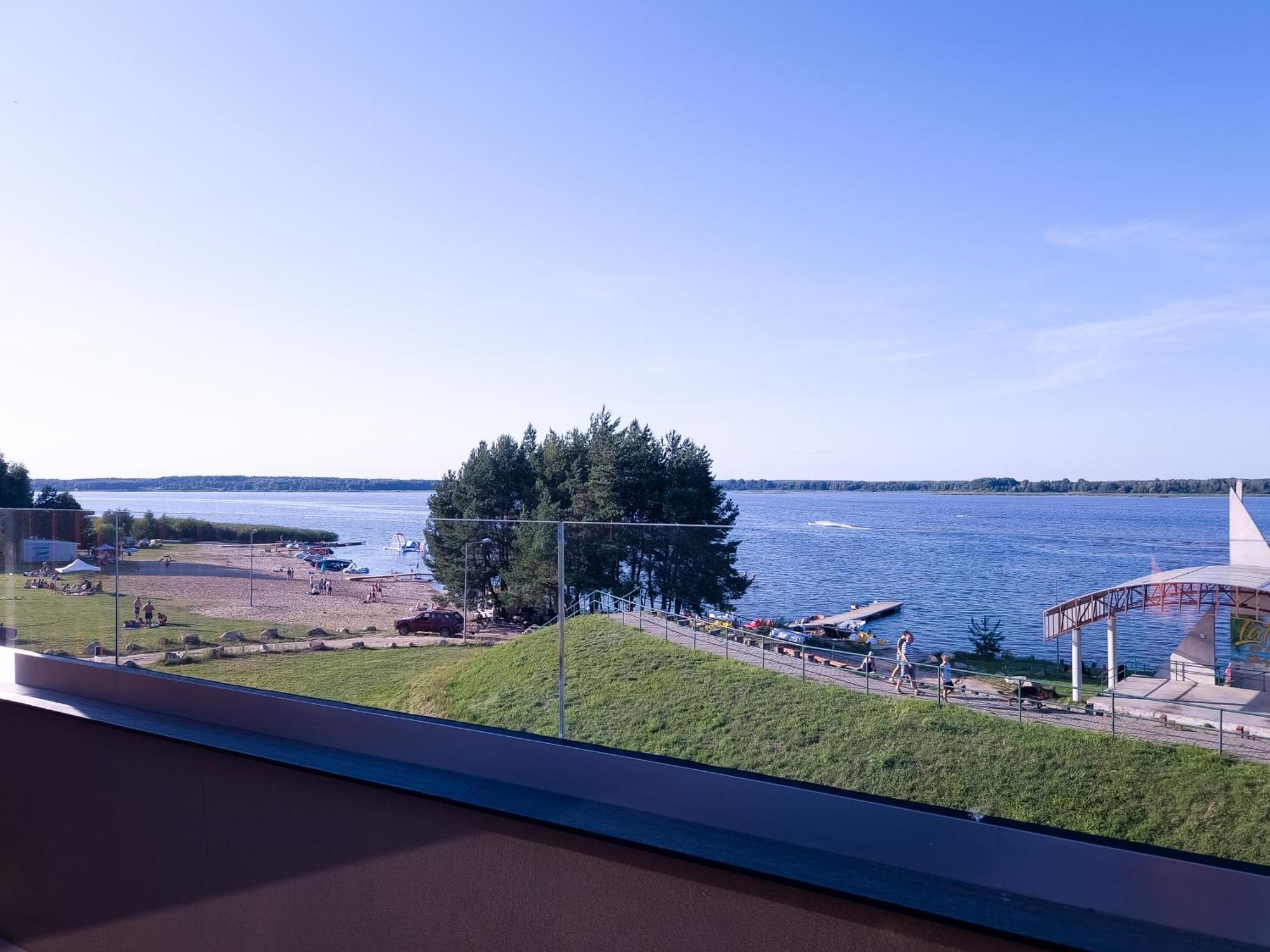 Zubr Nad Zalewem Luka Exterior foto